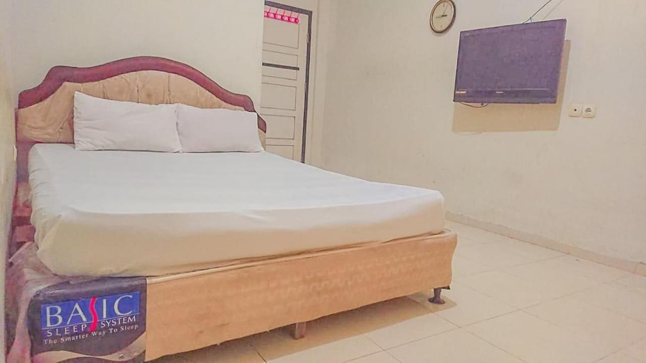 Oyo Life 93590 Penginapan Palapa 10 Syariah Bandar Lampung Bagian luar foto