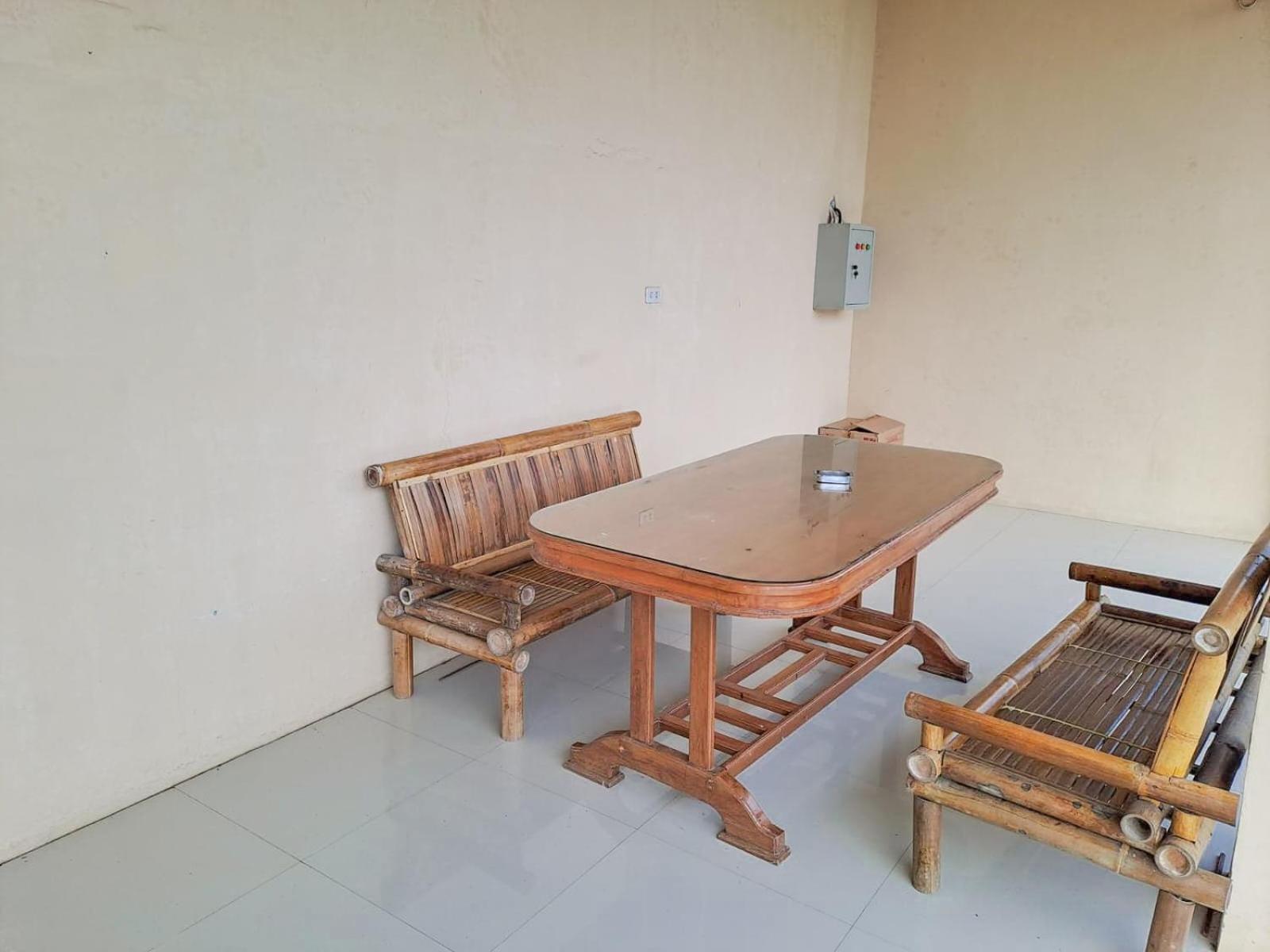 Oyo Life 93590 Penginapan Palapa 10 Syariah Bandar Lampung Bagian luar foto
